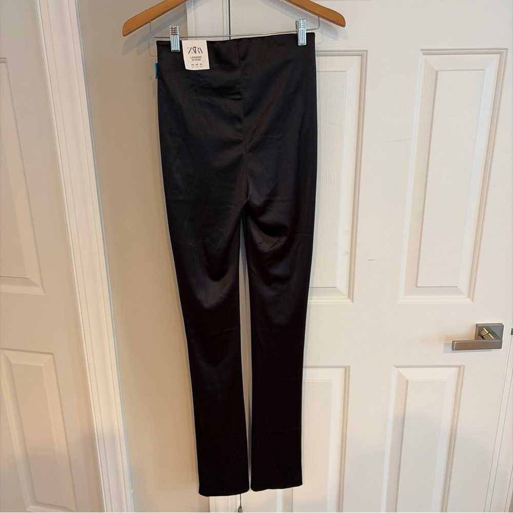 NWT ZARA Extra Long Slit Bottom Leggings Womens XS Black High Rise Minimalist - Picture 3 of 7